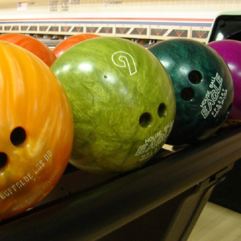 bowling ball weight