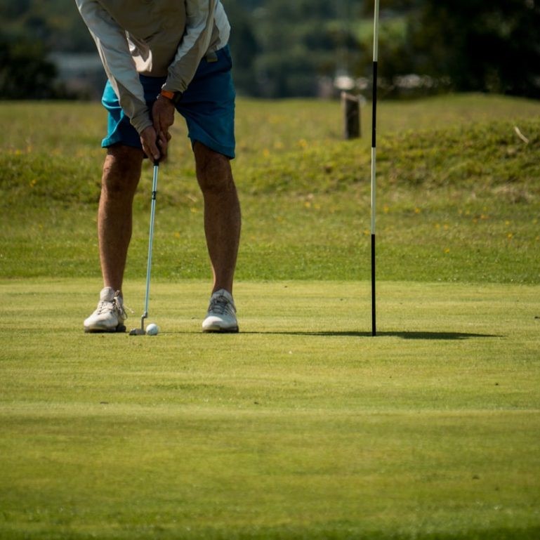 the showdown golf