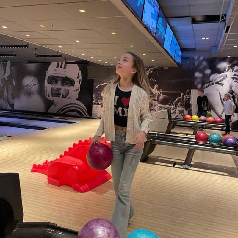 bowling outfit