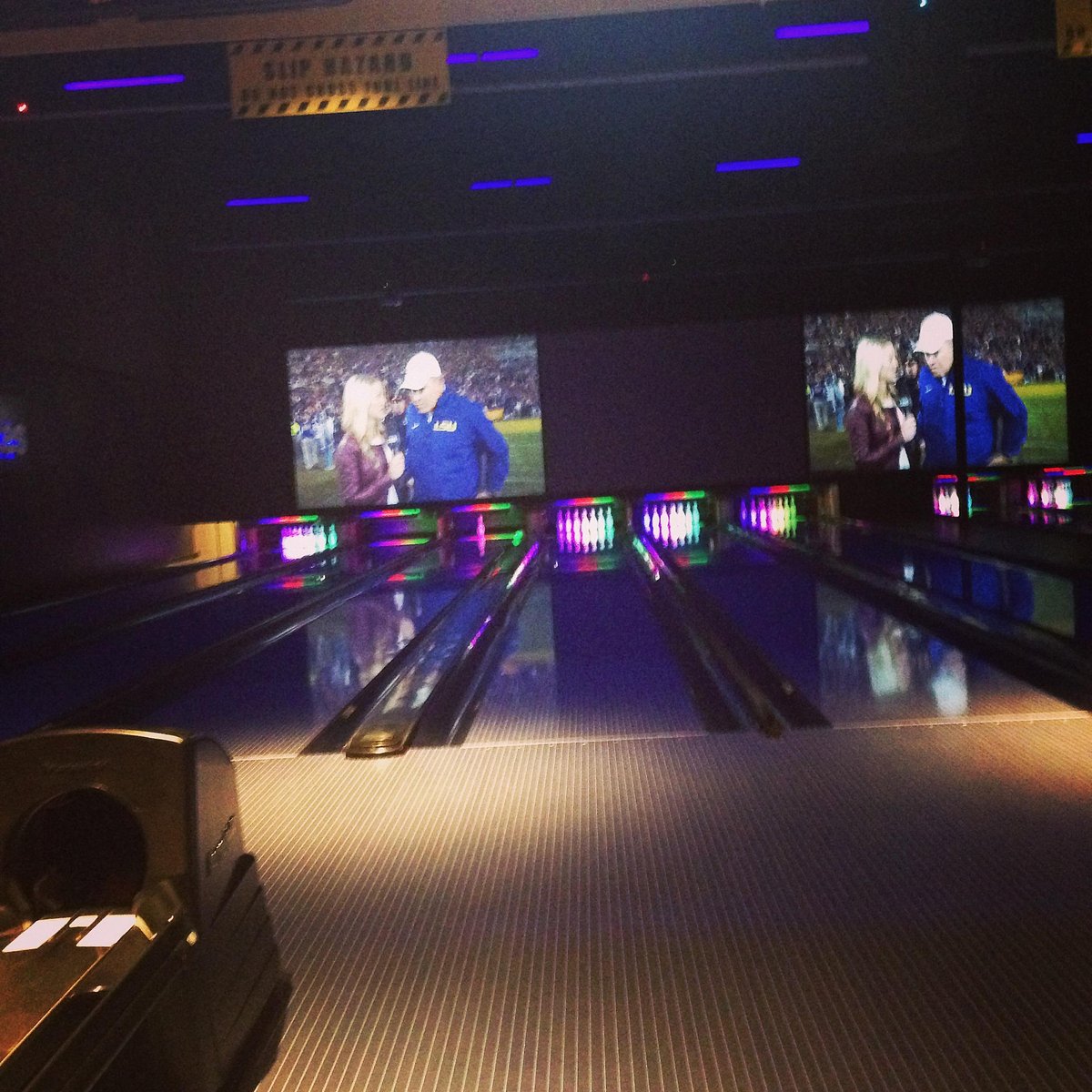stars and strikes bowling