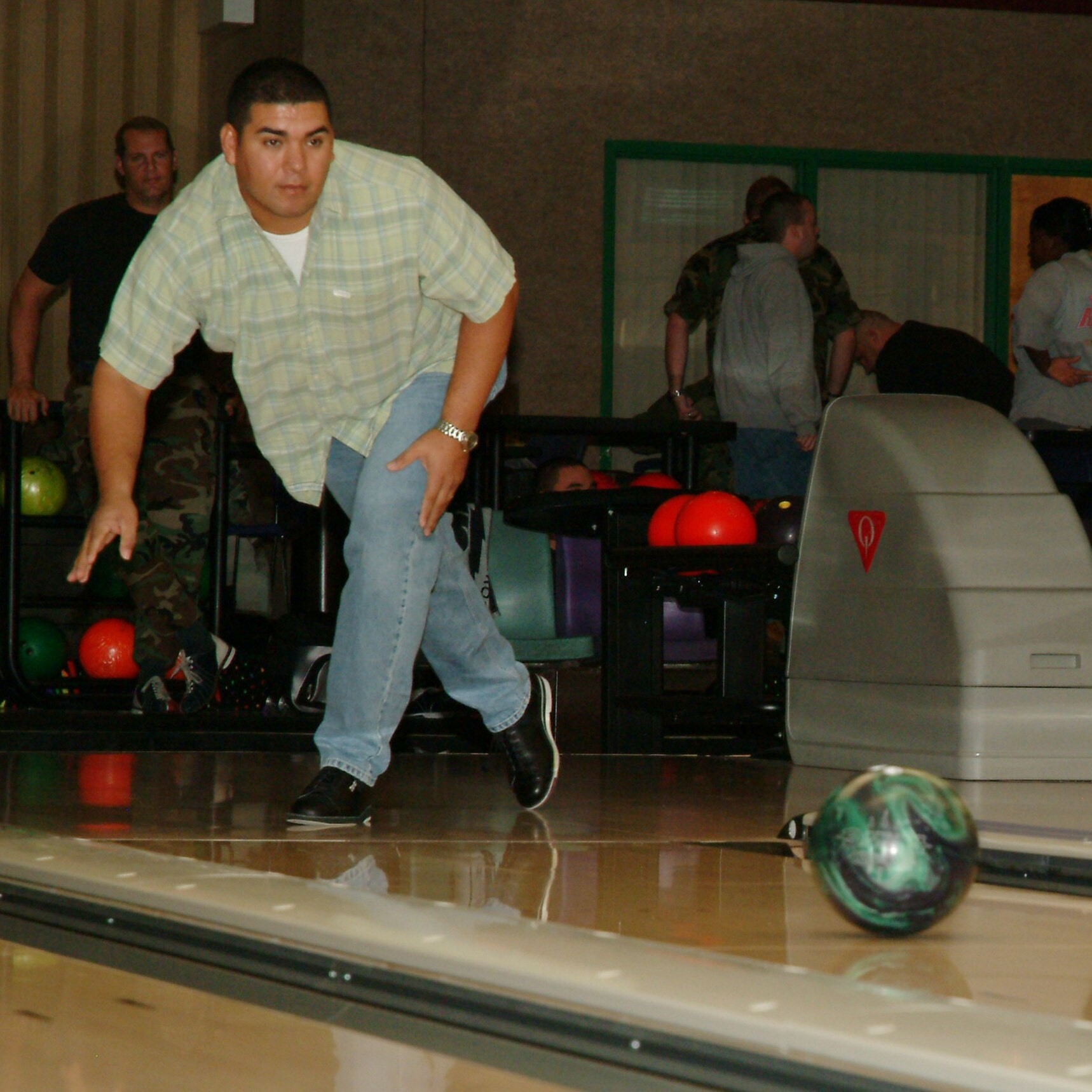 proper bowling form