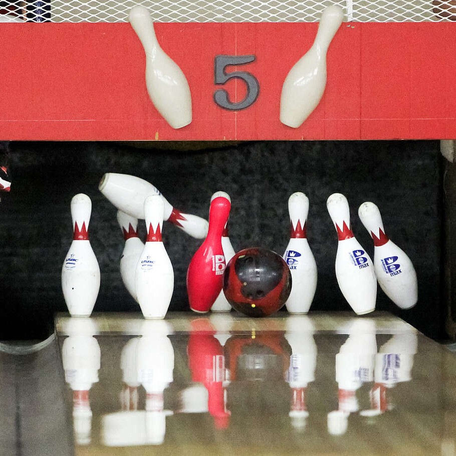 9 pin bowling