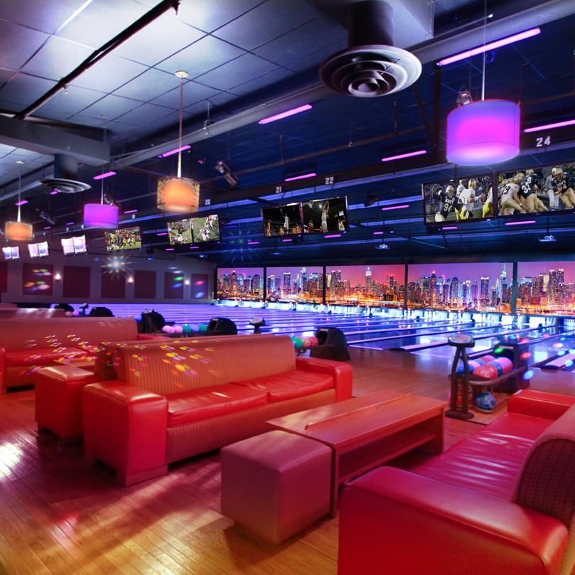 colonial bowling