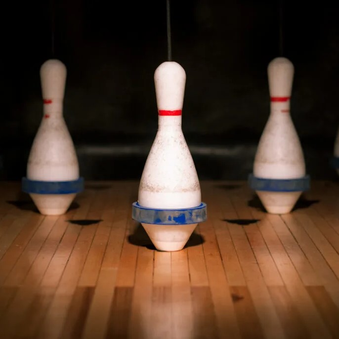 bowling pins set up