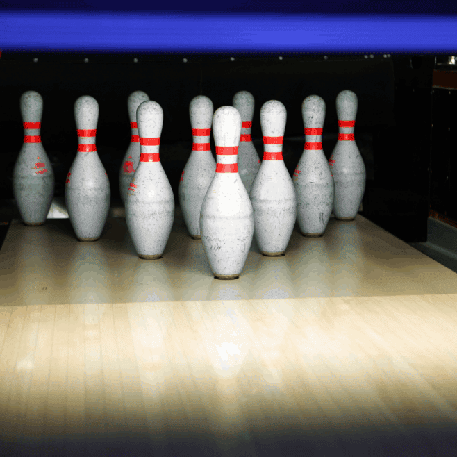 bowling pins set up