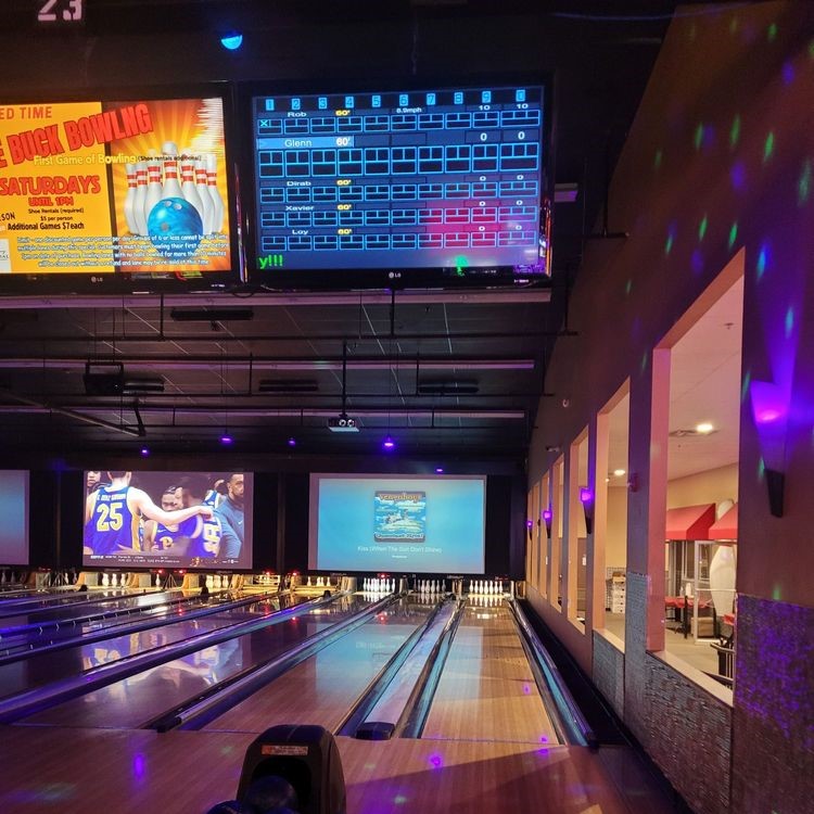 colonial bowling