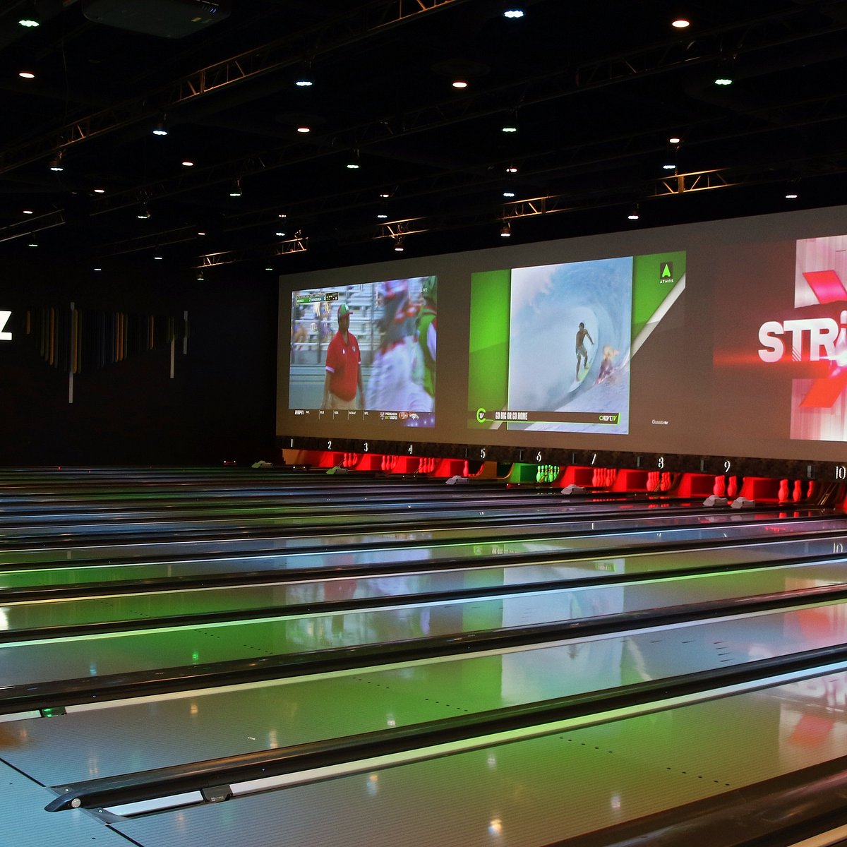 strikerz bowling