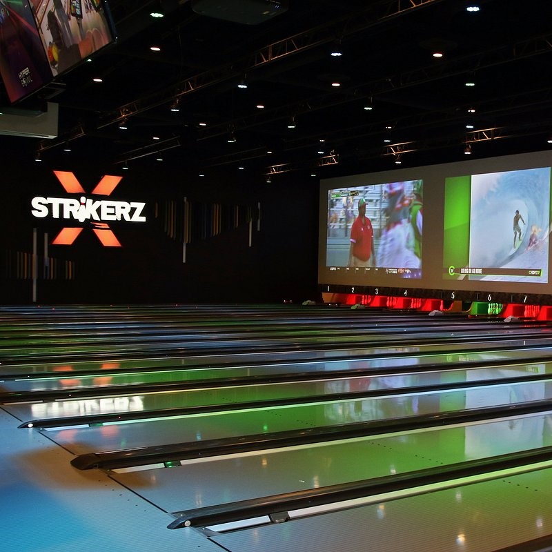 strikerz bowling