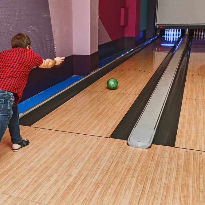 how many points is a strike in bowling