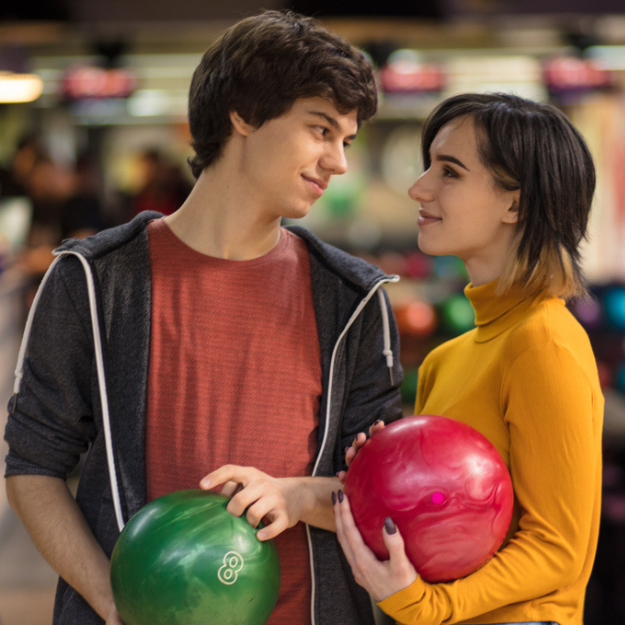 is bowling a good first date