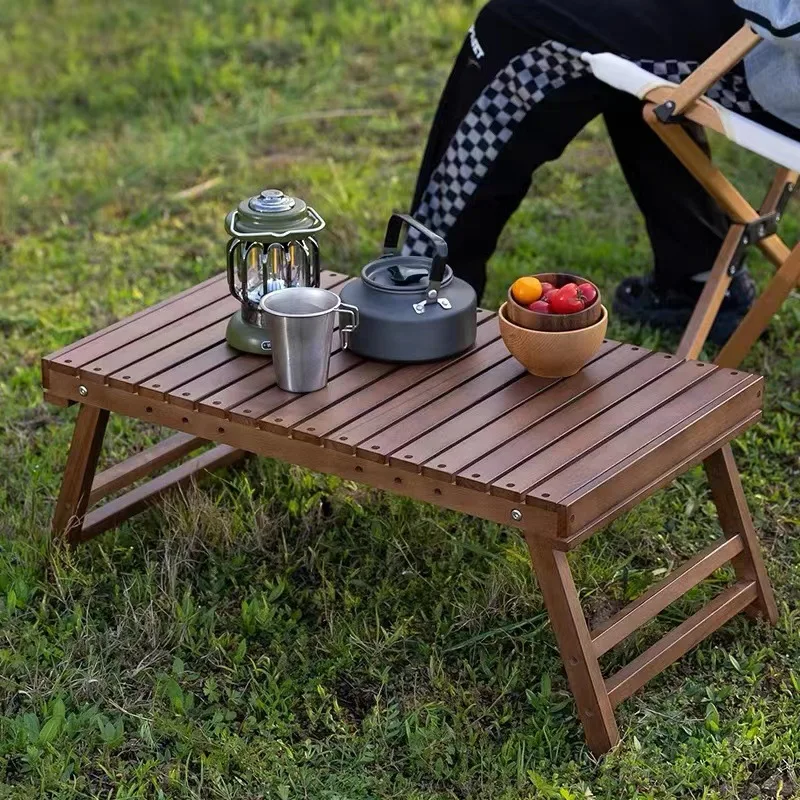 wood picnic table