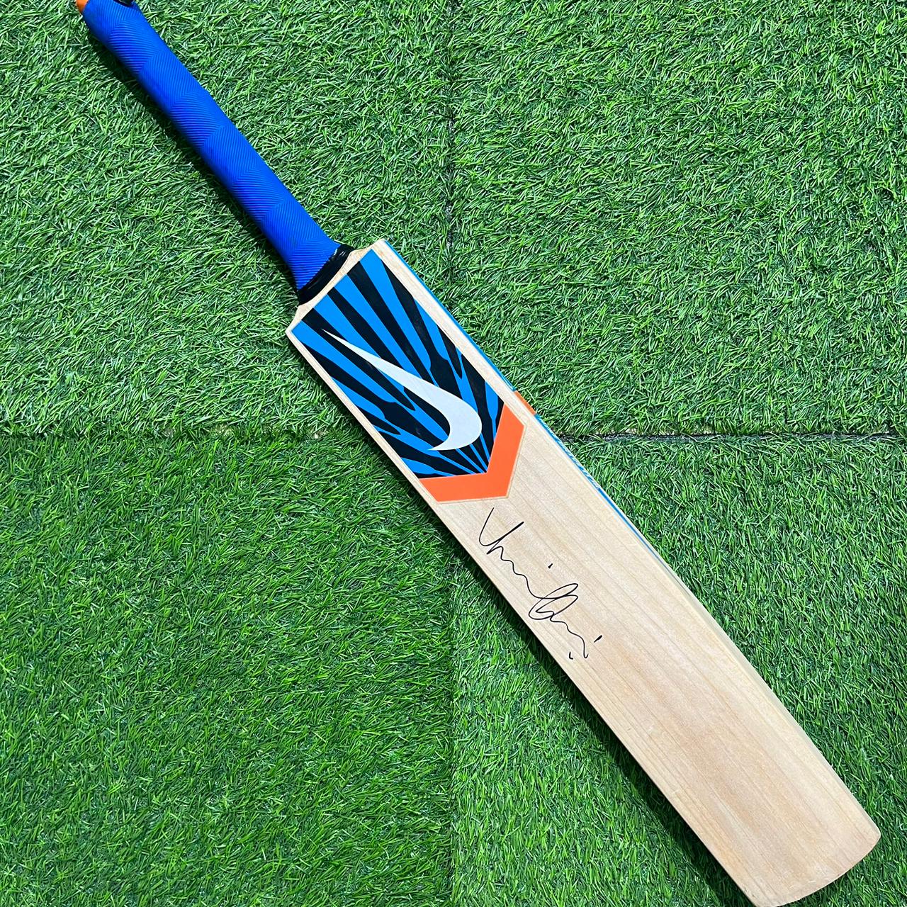 cricket bat