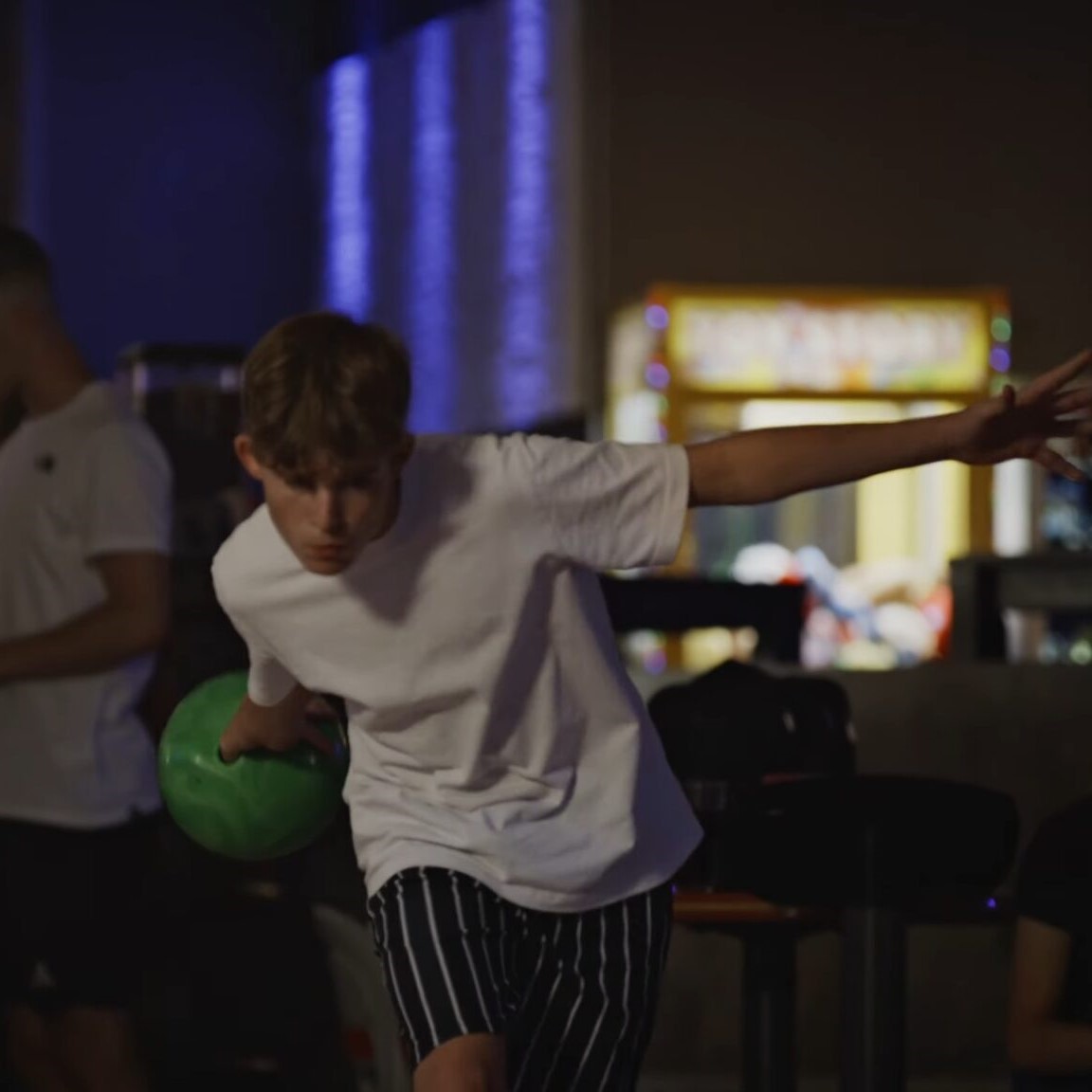 average bowling score by age