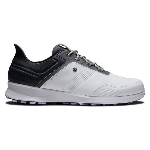 spikeless golf shoes