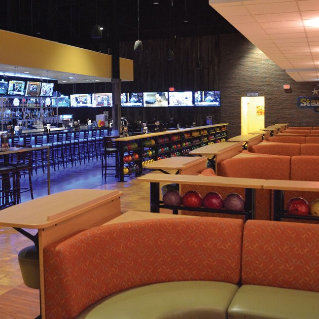 stars and strikes bowling alley