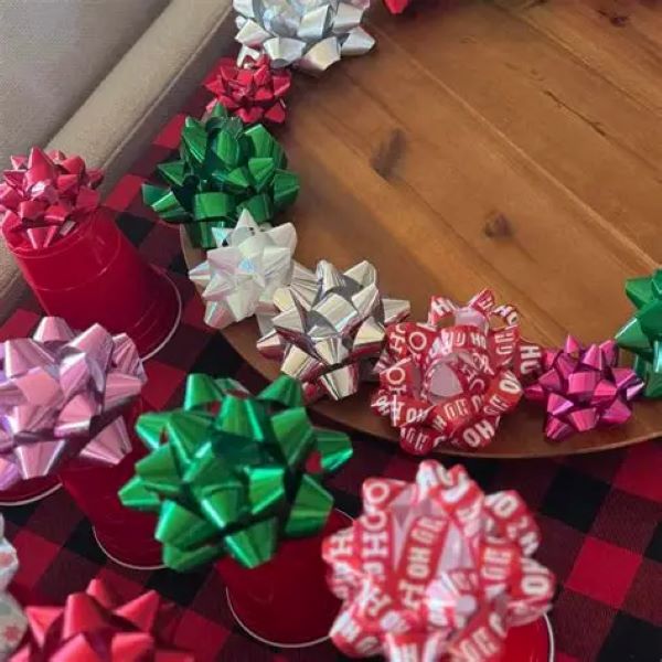 christmas bow game