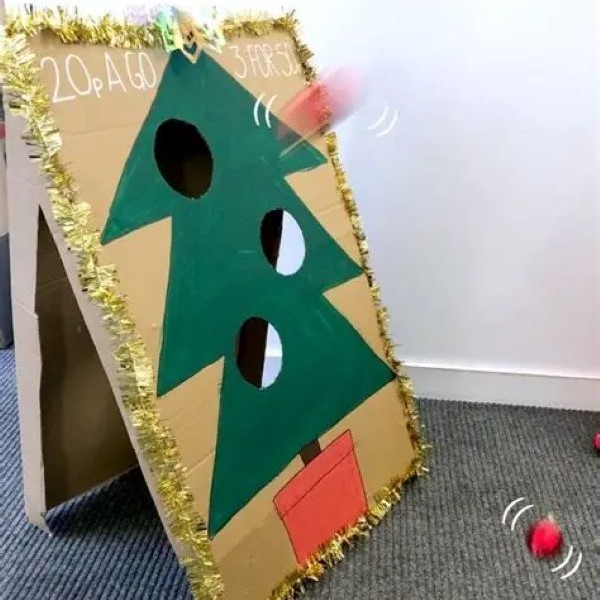 christmas tree light up game