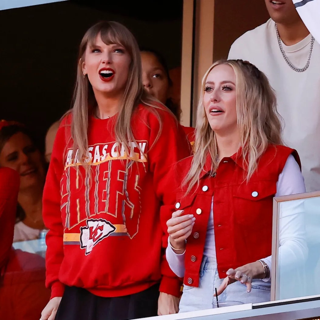 taylor swift christmas game