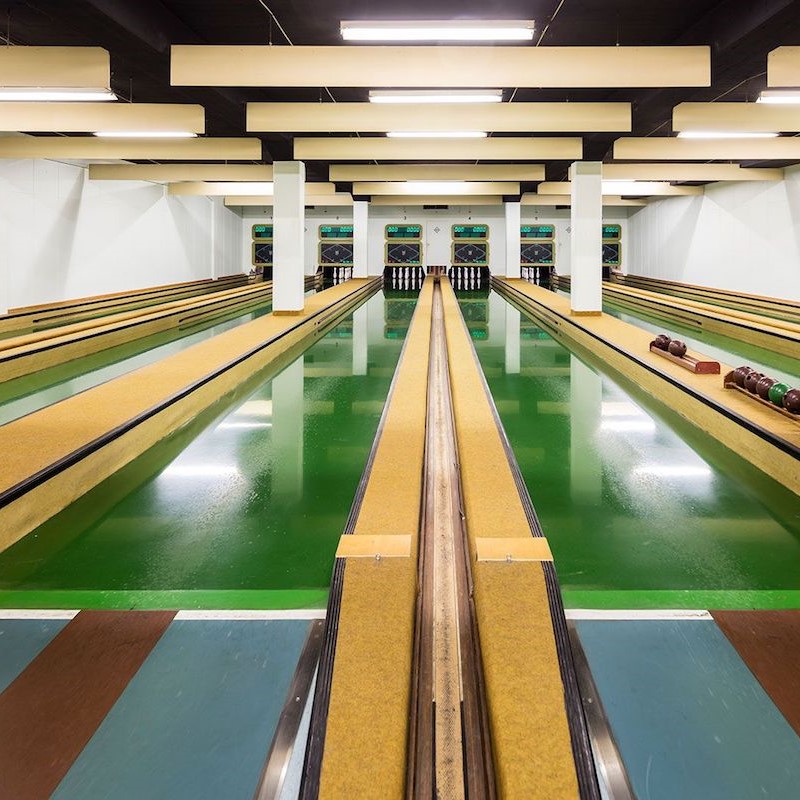retro bowling
