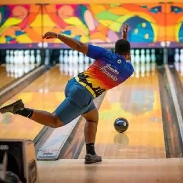 what is a perfect game in bowling