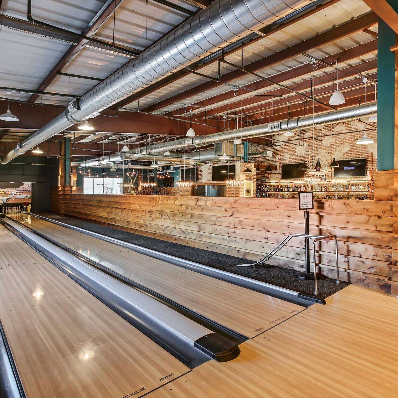 bowling alley franchise