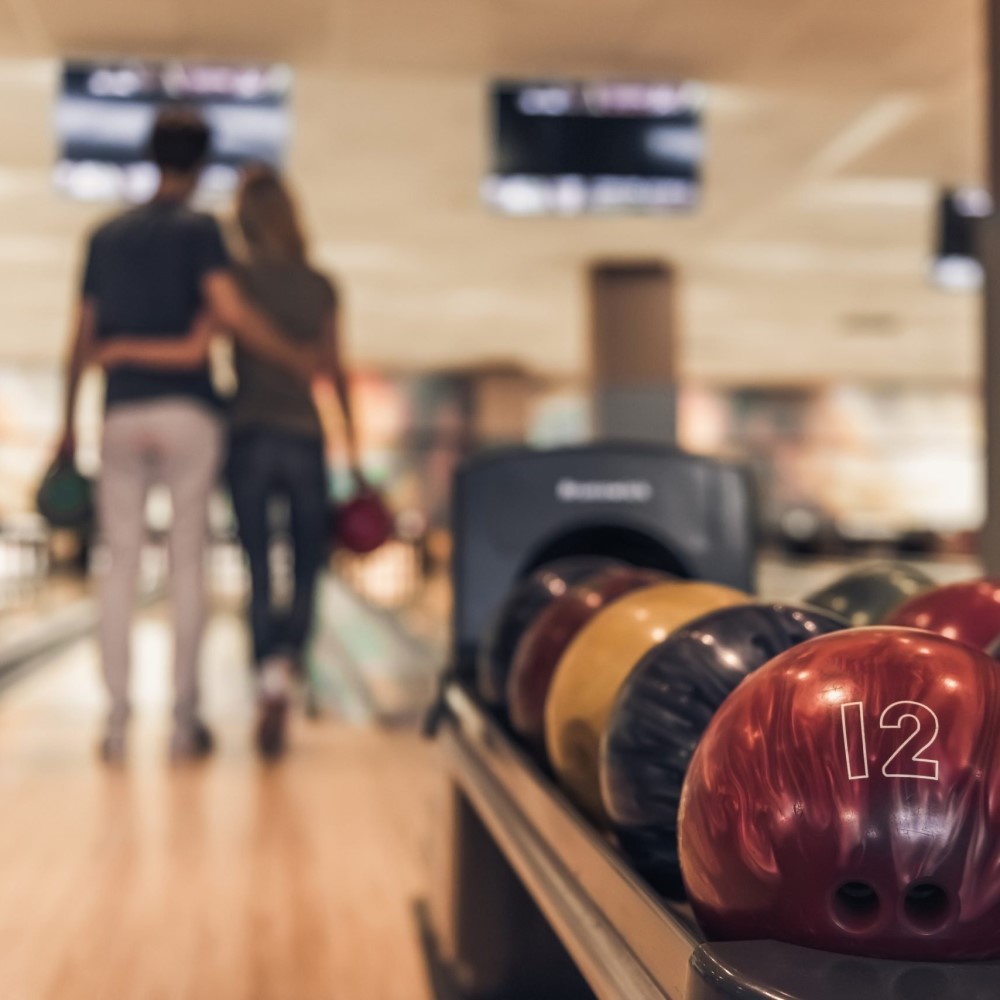 bowling date