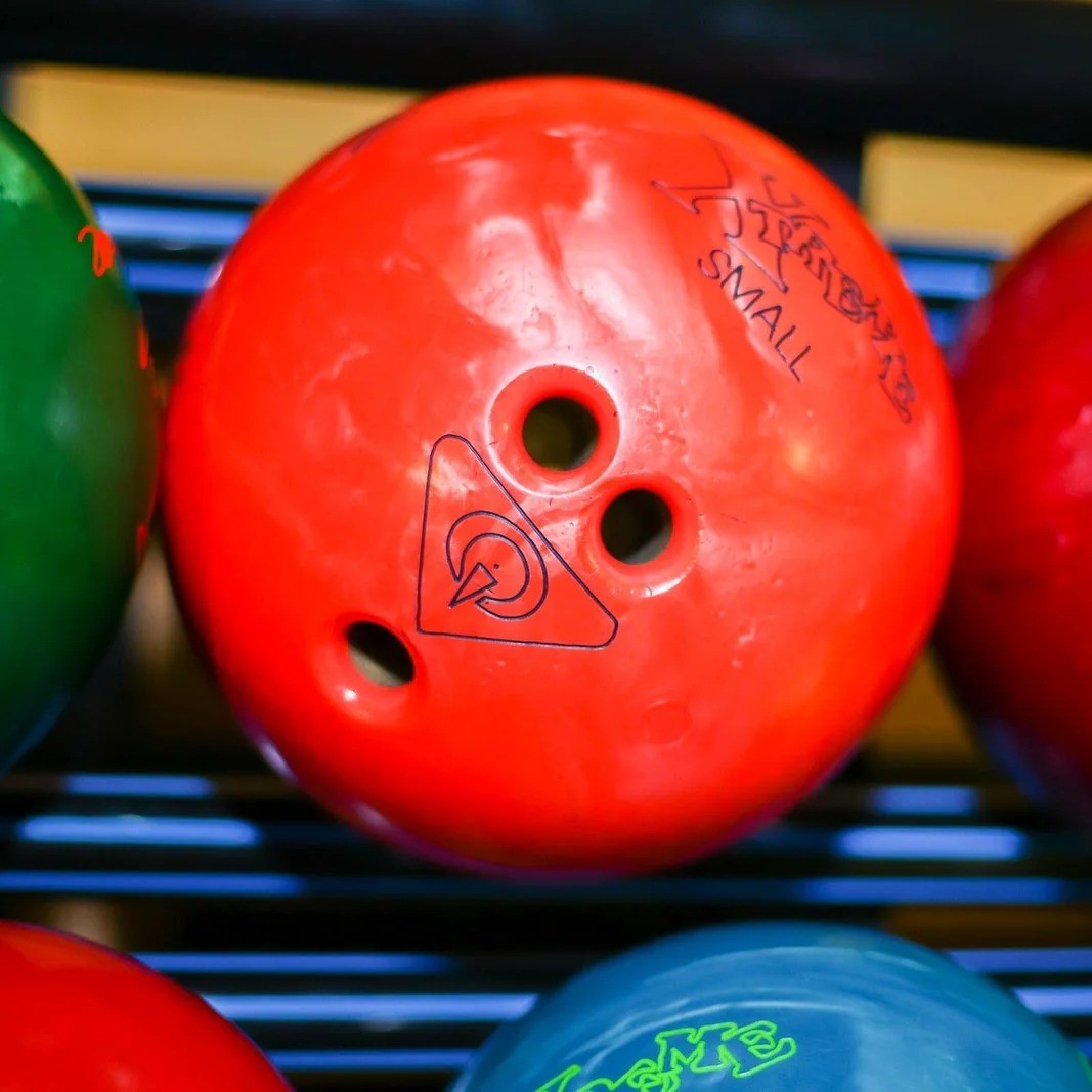 heaviest bowling ball
