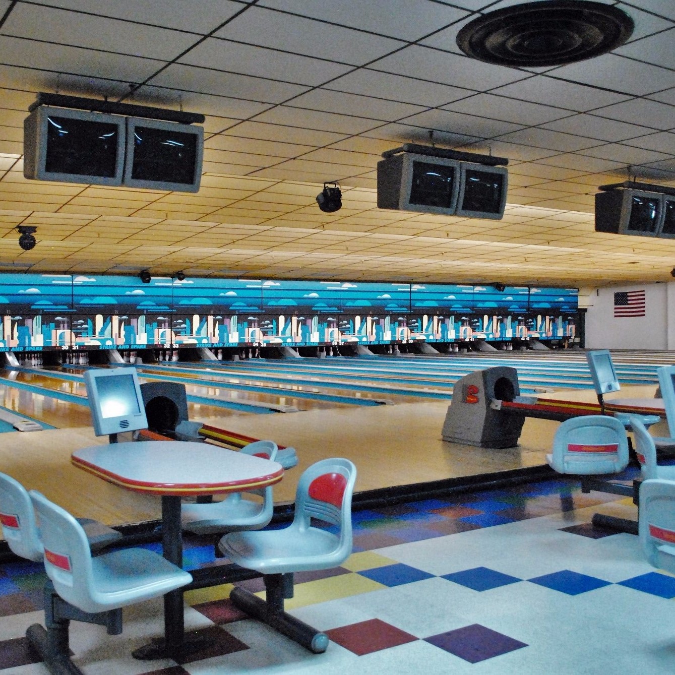 strike and spare bowling