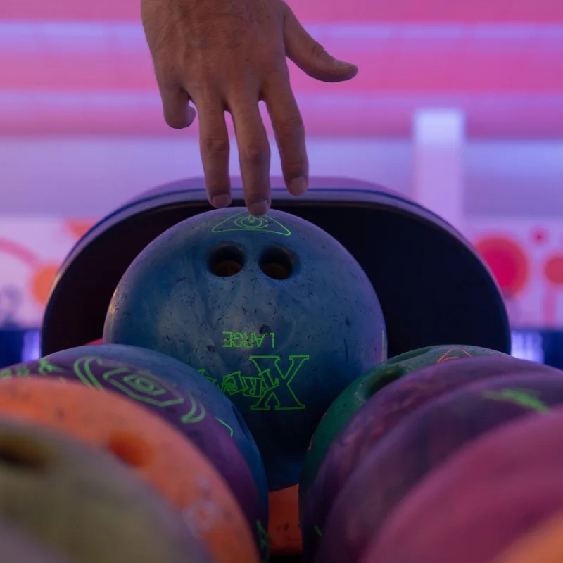 best beginner bowling ball