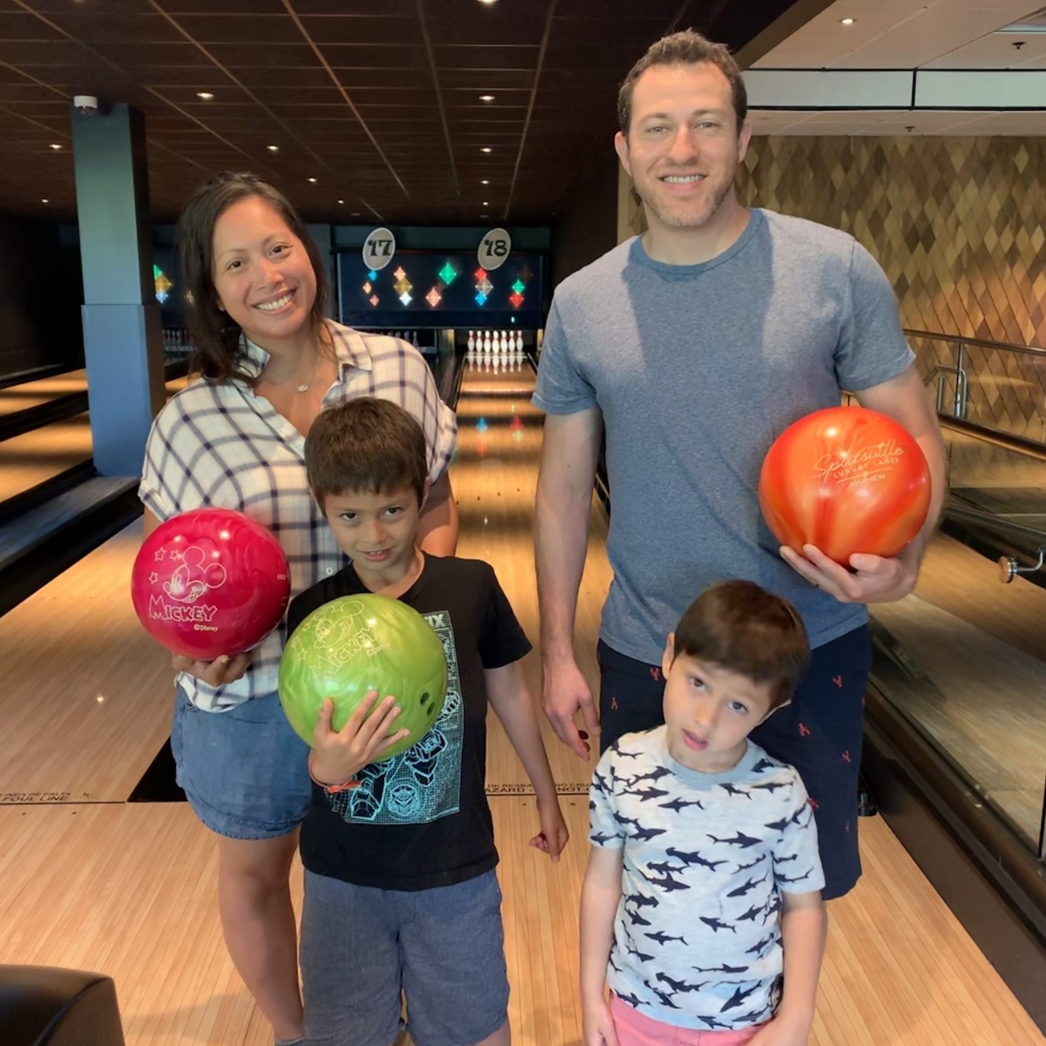 family bowling